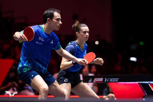 Hugo Calderano e Bruna Takahashi